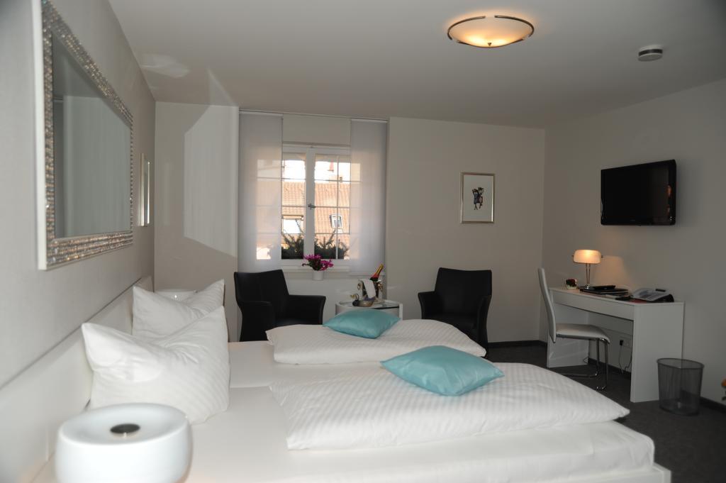 Hotel Adler - Weil Am Rhein Eksteriør bilde
