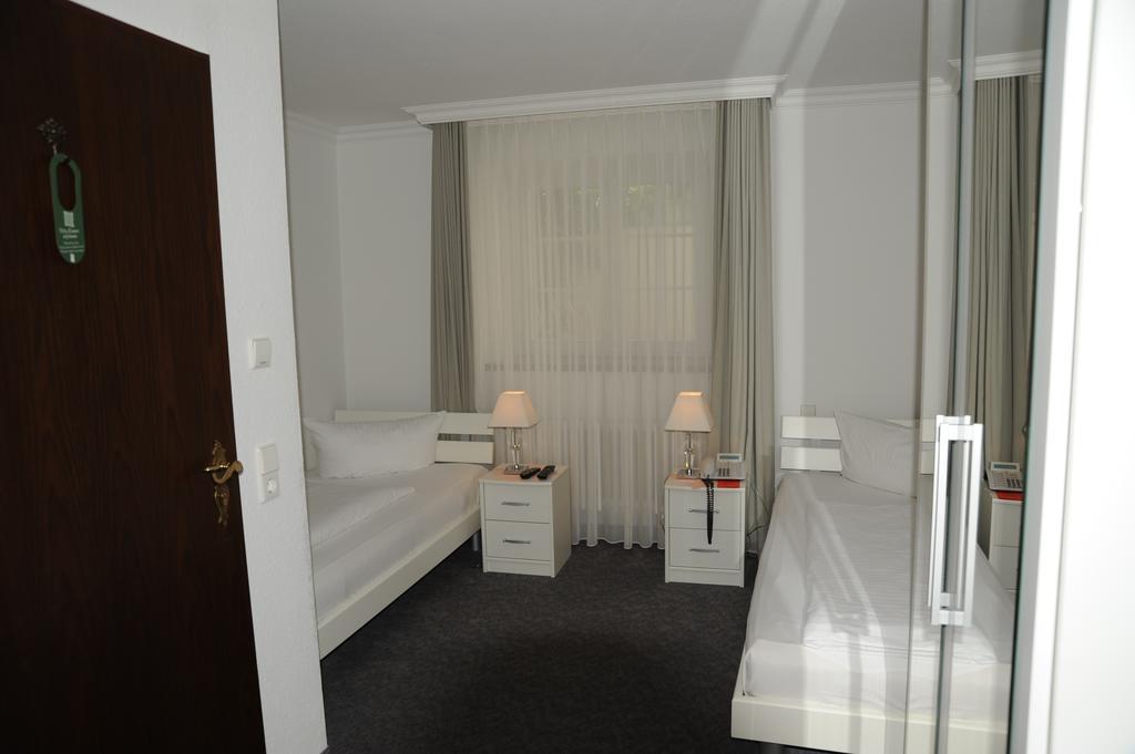 Hotel Adler - Weil Am Rhein Eksteriør bilde